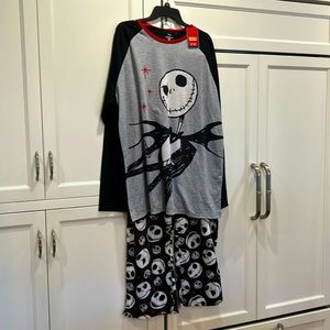 Disney Tim Burton The Night Before Christmas Men’s Size XL